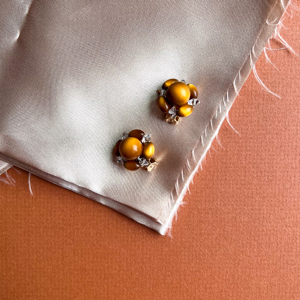Vintage 1960s Brown And Clear Faceted Bead Clip-Ons 18$